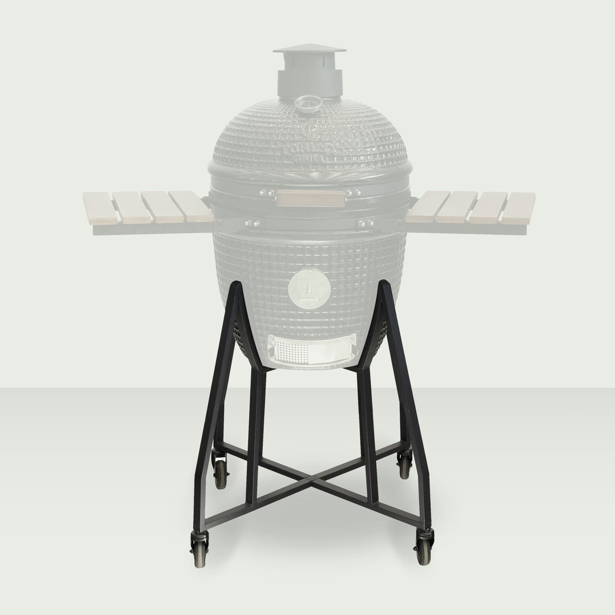 Chariot en métal noir pour Kamado Forest Grill 18", doté de roulettes robustes et d’une structure stable pour faciliter le déplacement et la sécurité lors de la cuisson.
