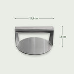Presse à smash burger en acier inoxydable mesurant 13,9 cm de large et 13 cm de haut, idéale pour aplatir la viande et obtenir une cuisson parfaite sur le barbecue.