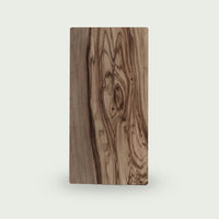 Planche de fumage, idéale pour parfumer les aliments d’arômes naturels lors de la cuisson sur le barbecue Kamado.